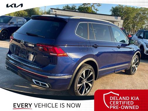 Atlantic Blue Metallic 2022 Volkswagen Tiguan 2.0T SEL R-Line 4MOTION