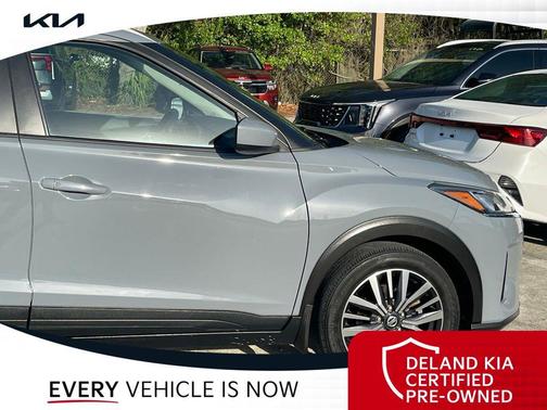 Boulder Gray 2021 Nissan Kicks SV