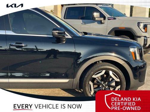 Ebony Black 2025 Kia Telluride S