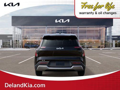 2026 Kia EV9 Light Long Range