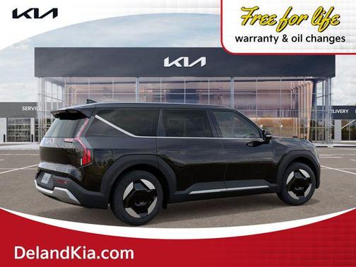 2026 Kia EV9 Light Long Range