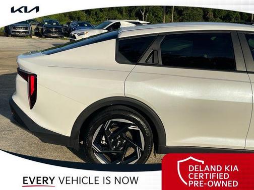 2025 Kia K4 EX