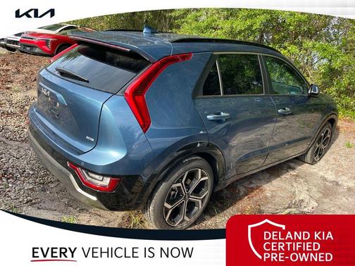 Mineral Blue 2026 Kia Niro Touring
