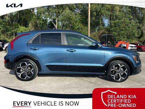 Mineral Blue 2026 Kia Niro Touring