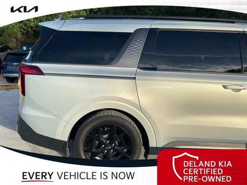 Ivory Silver 2025 Kia Carnival SX Prestige