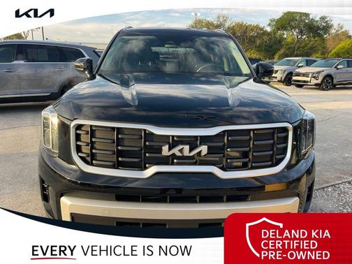 Ebony Black 2025 Kia Telluride S