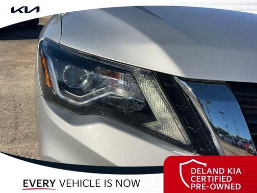 2019 Nissan Pathfinder SV