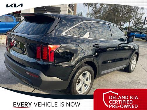 Ebony Black 2023 Kia Sorento LX