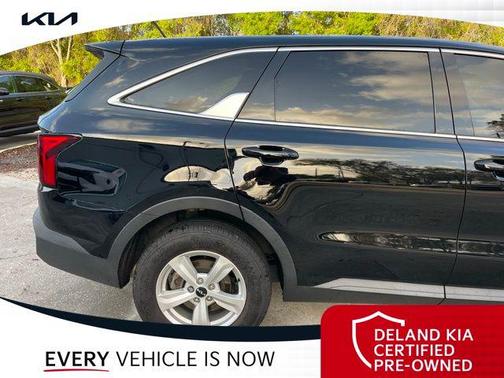 Ebony Black 2023 Kia Sorento LX