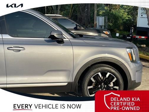 Everlasting Silver 2023 Kia Telluride SX