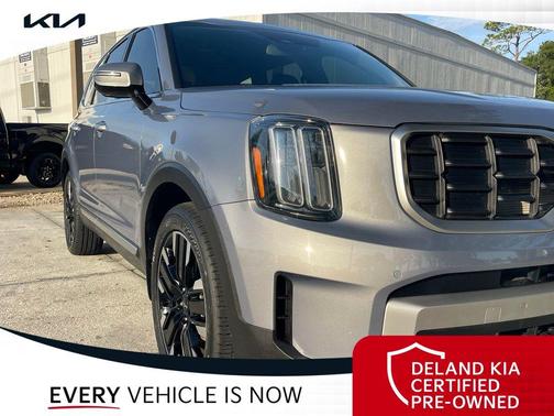 Everlasting Silver 2023 Kia Telluride SX