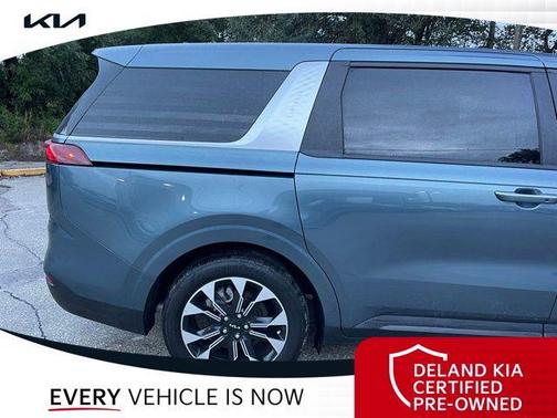2024 Kia Carnival EX