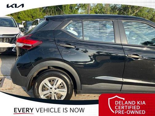 2020 Nissan Kicks S