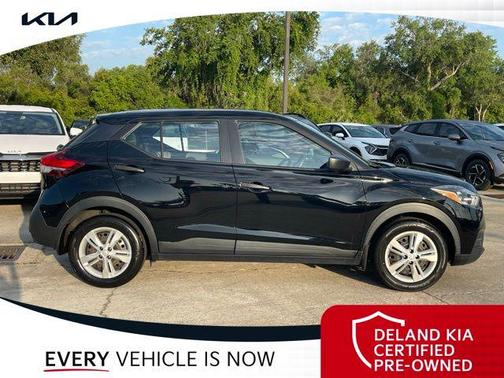 2020 Nissan Kicks S