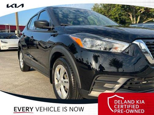 2020 Nissan Kicks S
