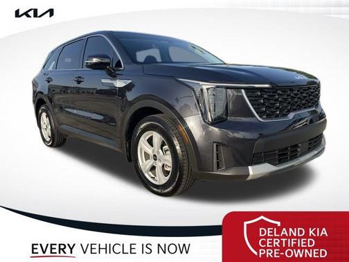 2025 Kia Sorento LX
