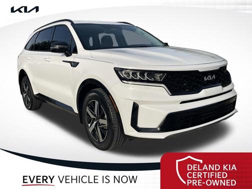 Glacial White Pearl 2023 Kia Sorento S