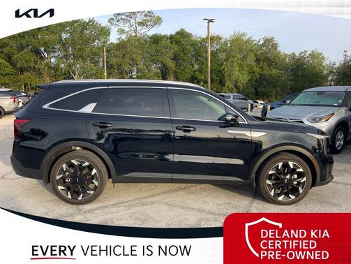 Ebony Black 2025 Kia Sorento SX