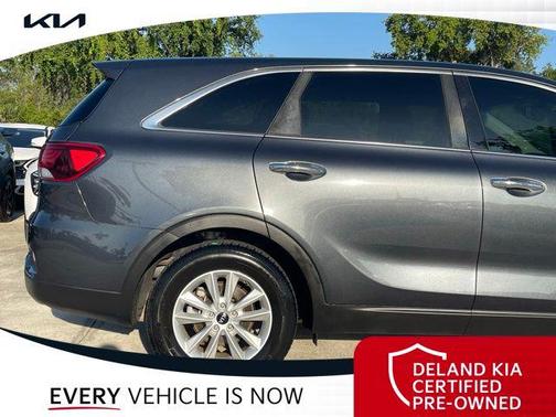 2020 Kia Sorento LX