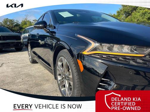 Ebony Black 2024 Kia K5 EX