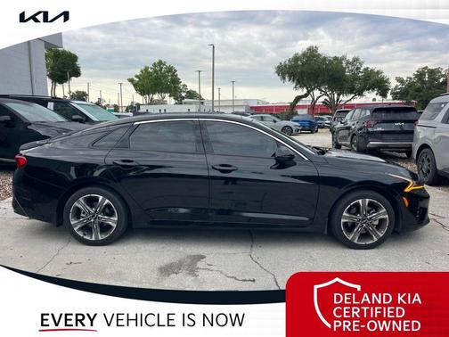 Ebony Black 2024 Kia K5 EX