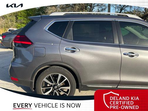 2017 Nissan Rogue SL