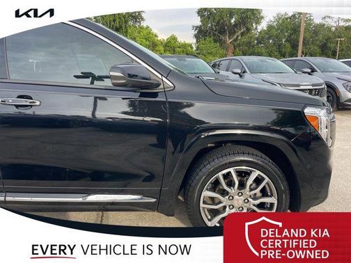 2022 GMC Terrain Denali