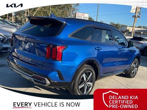 2022 Kia Sorento S