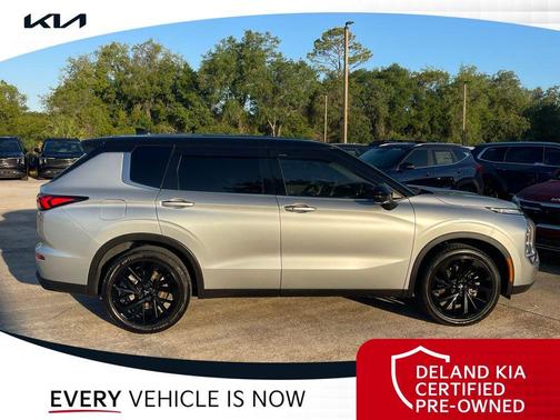 Alloy Silver Metallic 2023 Mitsubishi Outlander SEL Black Edition 2WD