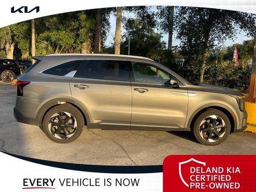 2025 Kia Sorento Hybrid EX