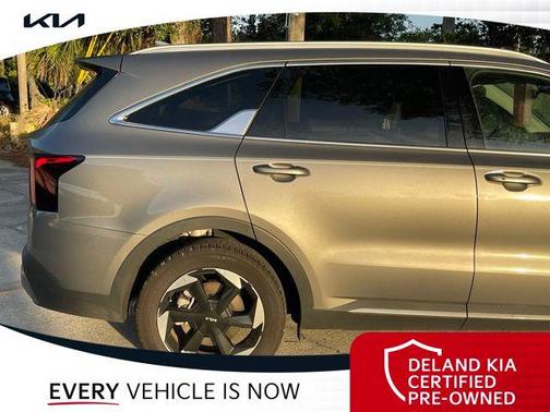 2025 Kia Sorento Hybrid EX