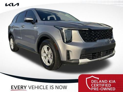 Everlasting Silver 2024 Kia Sorento LX