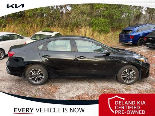 Aurora Black 2023 Kia Forte LXS