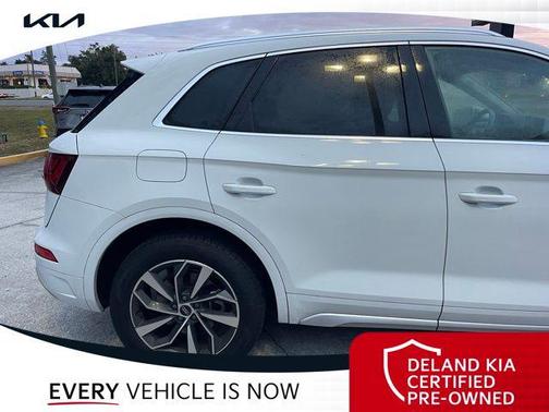 2022 Audi Q5 45 S line Premium Plus