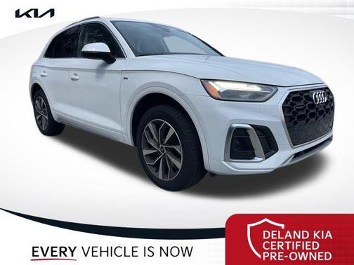 2022 Audi Q5 45 S line Premium Plus