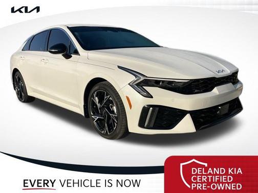 Snow White Pearl 2025 Kia K5 GT-Line
