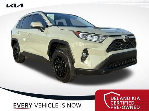 2020 Toyota RAV4 XLE