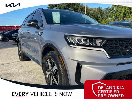 2022 Kia Sorento S