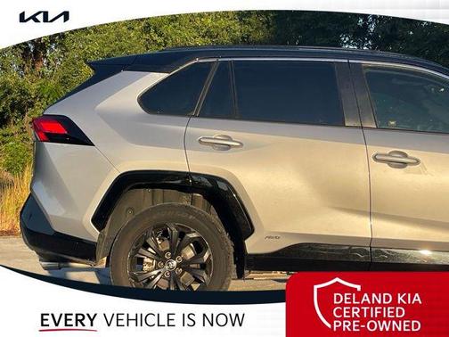 2023 Toyota RAV4 Hybrid SE