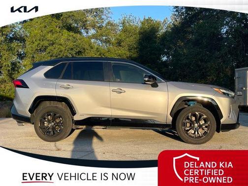 2023 Toyota RAV4 Hybrid SE