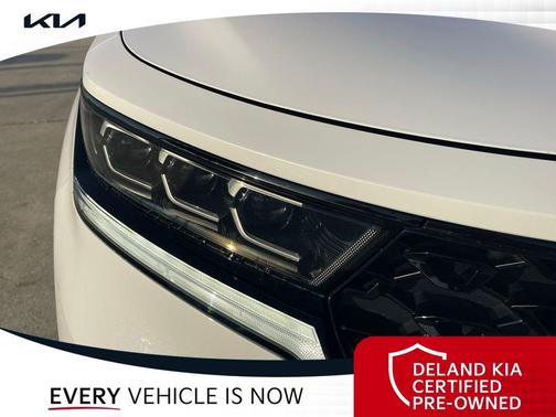 Glacial White Pearl 2023 Kia Sorento SX