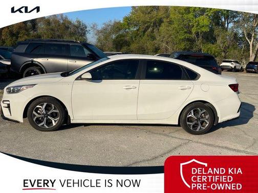 Clear White 2021 Kia Forte LXS