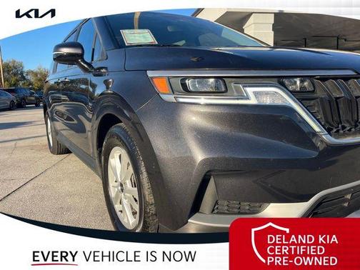 2024 Kia Carnival LX