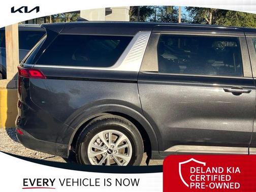 2024 Kia Carnival LX