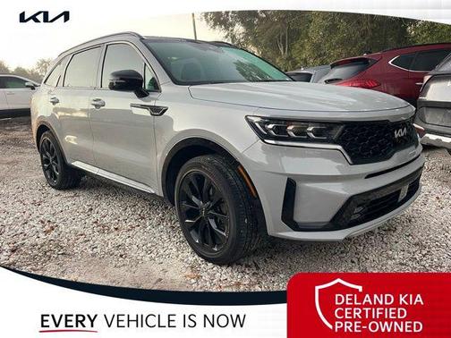 2022 Kia Sorento SX