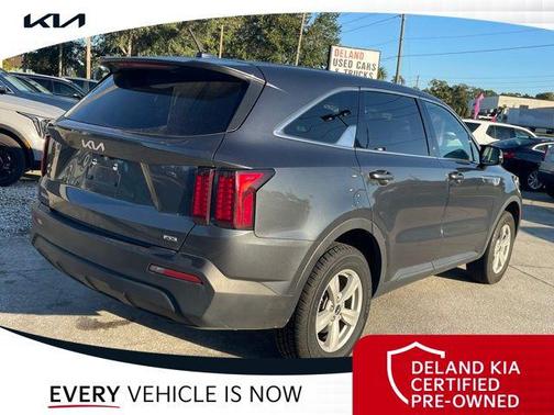 2023 Kia Sorento LX