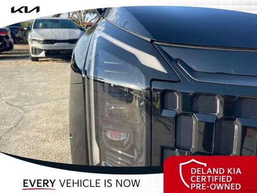 Ebony Black 2026 Kia Sportage X-Line