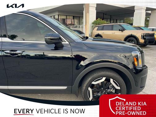 Ebony Black 2025 Kia Telluride S