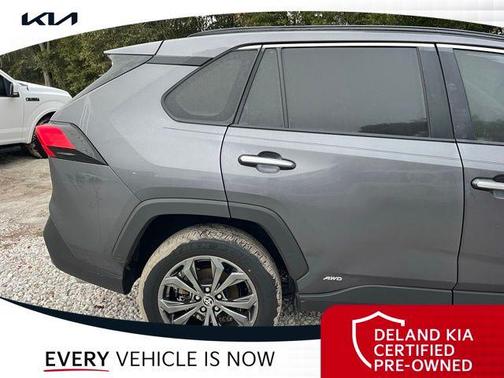 2024 Toyota RAV4 Hybrid SE