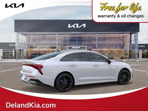 White Pearl 2026 Kia K5 GT-Line